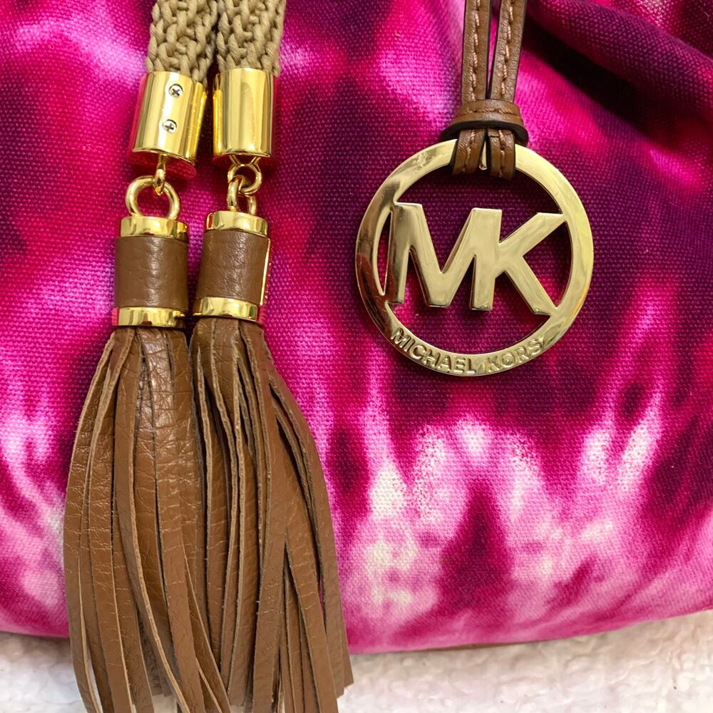MICHAEL KORS MARINA Large Gathered Pink Tie-Dyed Canvas Drawstring Tassel Tote - Picture 2 of 15